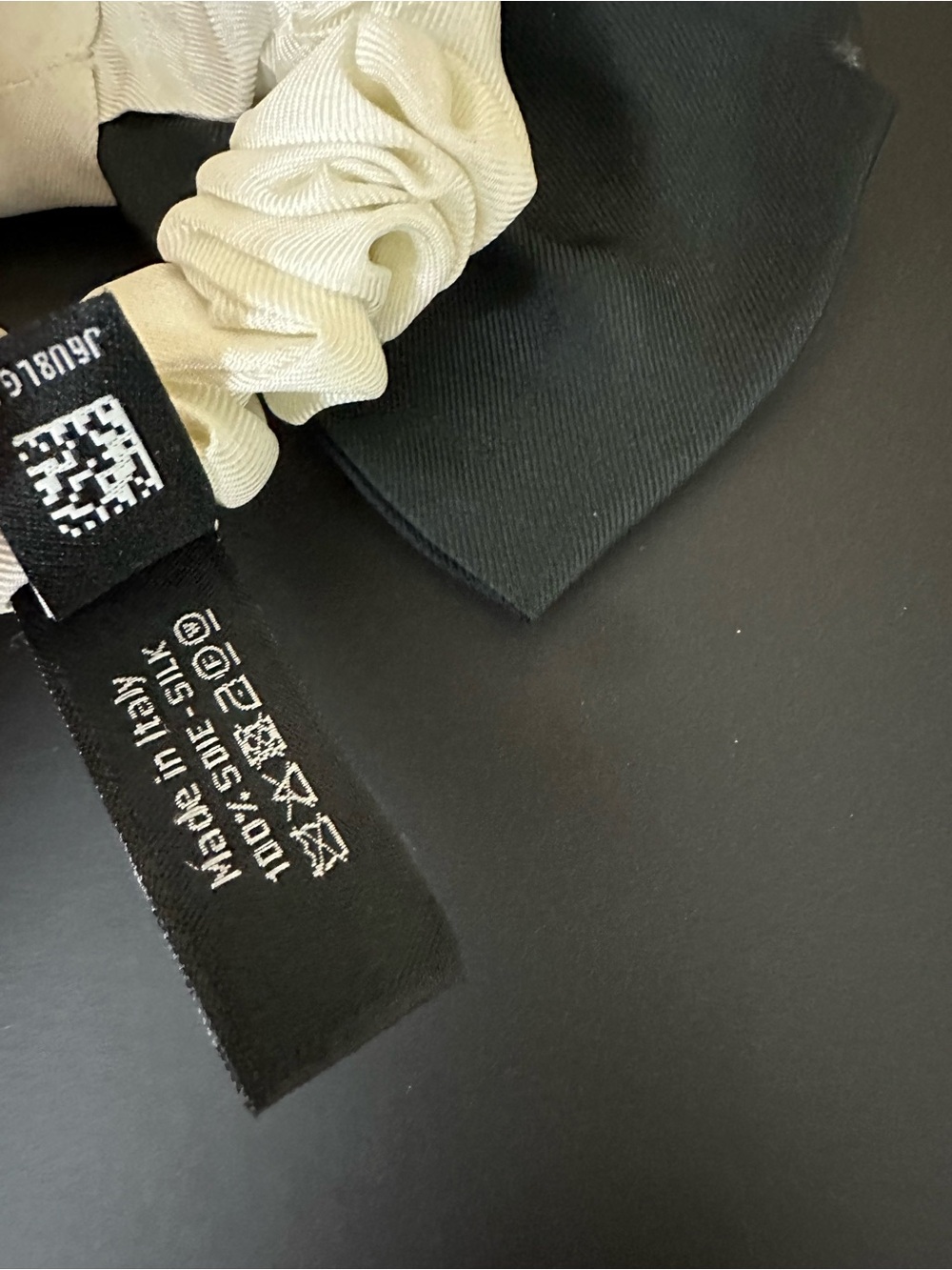 CHANEL Black & Ivory Two-Tone Bow Scrunchie - Picture 12 of 16